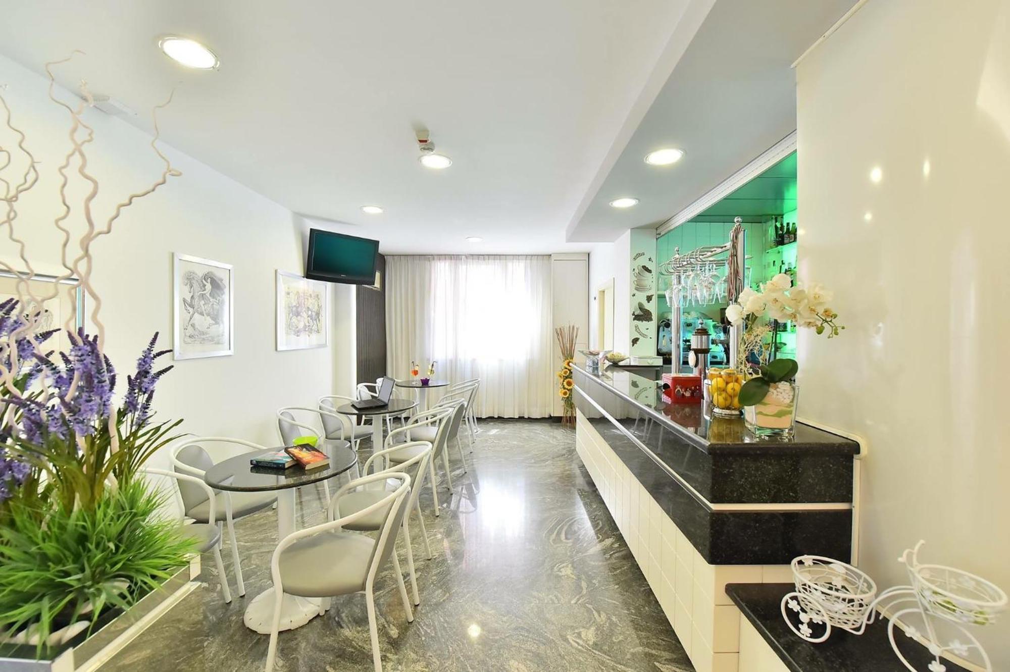 Hotel Della Motta เบลลาเรีย-อีเจอา มารีนา ภายนอก รูปภาพ